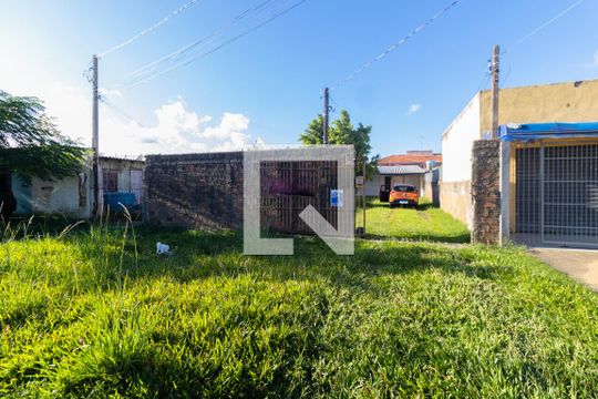 Fachada de casa à venda com 3 quartos, 390m² em Harmonia, Canoas