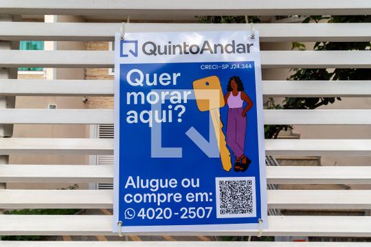 Fachada de casa à venda com 4 quartos, 300m² em Jardim Paraíso, São Paulo