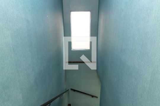 Escada de casa à venda com 4 quartos, 300m² em Jardim Paraíso, São Paulo