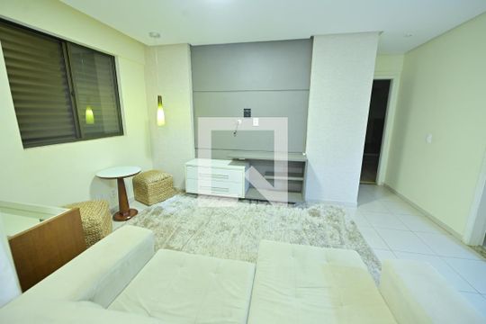 Sala de apartamento para alugar com 2 quartos, 71m² em Setor Bela Vista, Goiânia