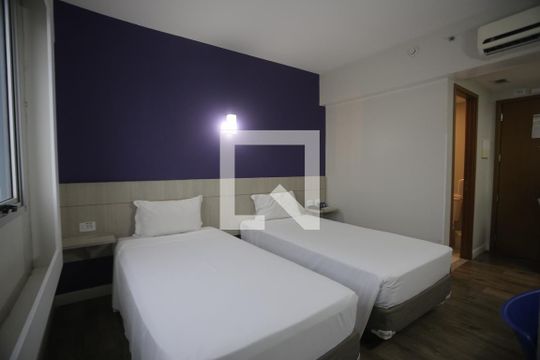 Apartamento à venda com 1 quarto, 40m² em Caiçaras, Belo Horizonte