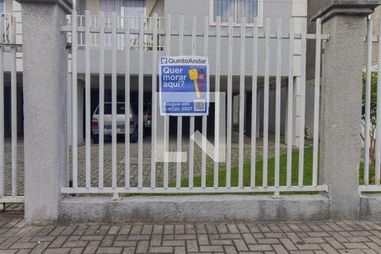 Plaquinha de apartamento para alugar com 3 quartos, 103m² em Fazendinha, Curitiba