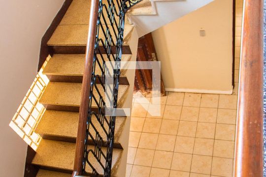 ESCADAS ACESSOS de casa à venda com 5 quartos, 561m² em Jardim Guanabara, Campinas