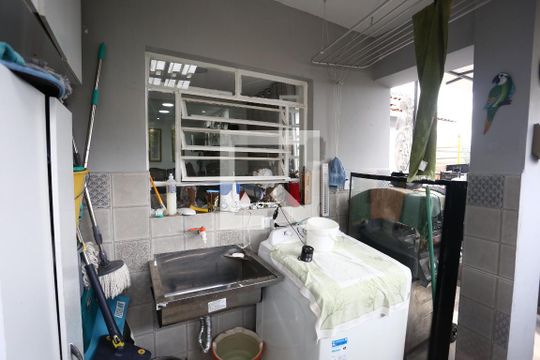 Área de Serviço de casa à venda com 3 quartos, 165m² em Vila Sônia, São Paulo