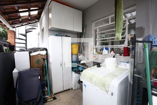 Área de Serviço de casa à venda com 3 quartos, 165m² em Vila Sônia, São Paulo