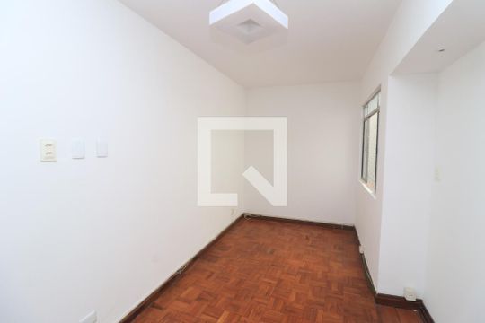Apartamento para alugar com 2 quartos, 90m² em Vila Gomes Cardim, São Paulo