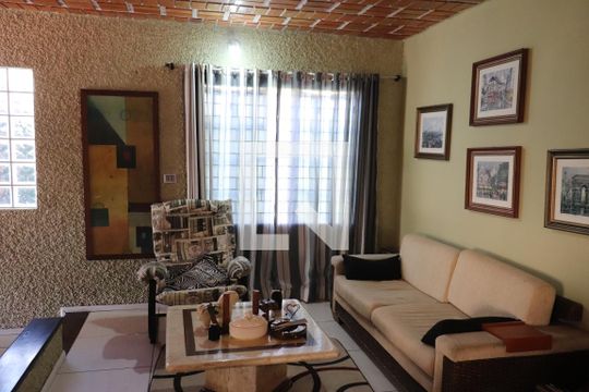 Sala Estar e Jantar de casa à venda com 5 quartos, 430m² em Morro do Espelho, São Leopoldo