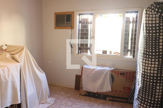 Quarto 01 de casa à venda com 5 quartos, 430m² em Morro do Espelho, São Leopoldo