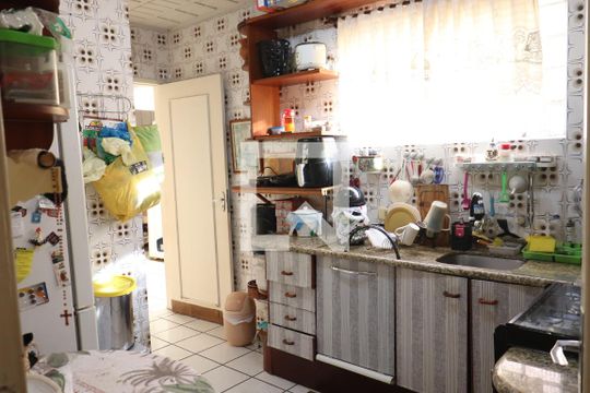 Cozinha  de casa à venda com 5 quartos, 430m² em Morro do Espelho, São Leopoldo