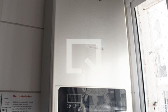 Cozinha e Área de Serviço de apartamento para alugar com 2 quartos, 42m² em Vila Guilherme, São Paulo