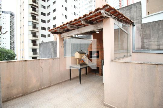 Churrasqueira de casa à venda com 6 quartos, 200m² em Jardim Analia Franco, São Paulo