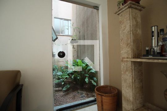 Jardim de Inverno de casa à venda com 6 quartos, 200m² em Jardim Analia Franco, São Paulo