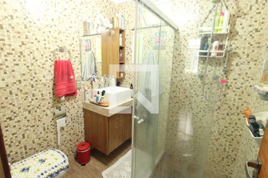 Banheiro de apartamento à venda com 2 quartos, 70m² em Lins de Vasconcelos, Rio de Janeiro