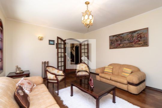 Sala de Estar de casa à venda com 5 quartos, 500m² em Vila Amalia (zona Norte), São Paulo