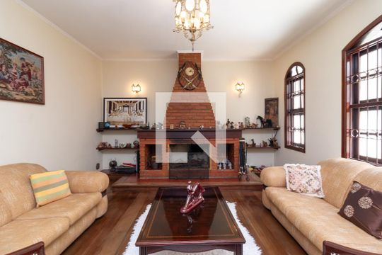 Sala de Estar de casa à venda com 5 quartos, 500m² em Vila Amalia (zona Norte), São Paulo