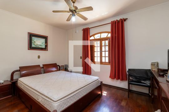 Suíte Principal de casa à venda com 5 quartos, 500m² em Vila Amalia (zona Norte), São Paulo