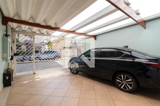 Garagem de casa à venda com 3 quartos, 180m² em Vila Aurora (zona Norte), São Paulo