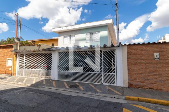 Fachada de casa à venda com 3 quartos, 180m² em Vila Aurora (zona Norte), São Paulo