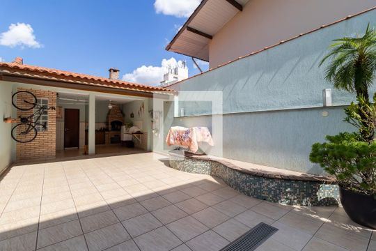 Quintal de casa à venda com 3 quartos, 180m² em Vila Aurora (zona Norte), São Paulo