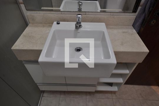 Banheiro Social de apartamento para alugar com 3 quartos, 106m² em Tucuruvi, São Paulo