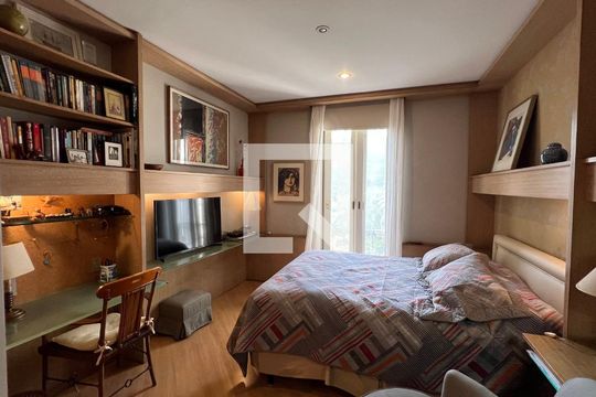 Suite 1 de casa à venda com 5 quartos, 362m² em Jardim Paulista, São Paulo