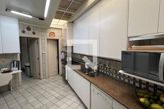 Cozinha de casa à venda com 5 quartos, 362m² em Jardim Paulista, São Paulo