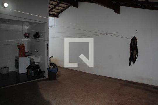 Área de Serviço de casa à venda com 3 quartos, 170m² em Parque Copacabana, Belo Horizonte