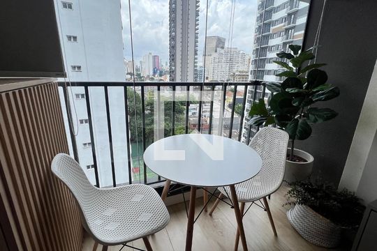Studio de kitnet/studio para alugar com 1 quarto, 28m² em Pinheiros, São Paulo
