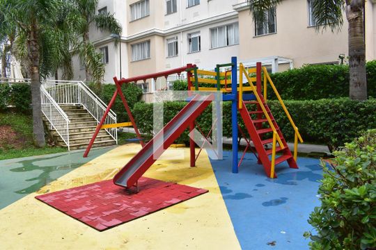 Área comum - Playground de apartamento para alugar com 2 quartos, 62m² em Cajuru, Curitiba