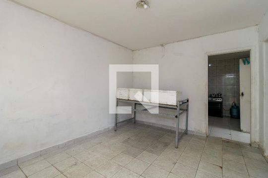 Sala de casa para alugar com 2 quartos, 180m² em Jardim Germânia, São Paulo