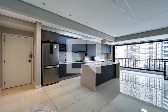 Sala de apartamento para alugar com 2 quartos, 81m² em Alphaville Empresarial, Barueri