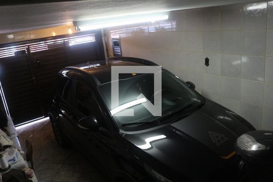 Garagem de casa à venda com 2 quartos, 108m² em Cerâmica, São Caetano do Sul