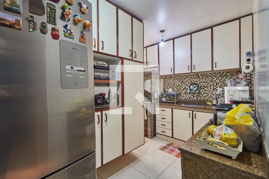 Cozinha de apartamento para alugar com 2 quartos, 92m² em Maracanã, Rio de Janeiro