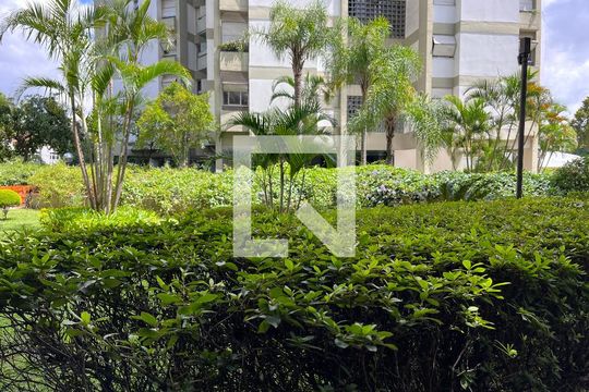 Área comum de apartamento para alugar com 3 quartos, 84m² em Mirandópolis, São Paulo
