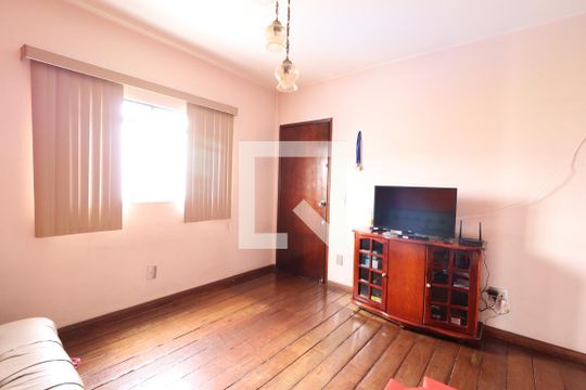 Apartamento para alugar com 2 quartos, 69m² em Marta Helena, Uberlândia