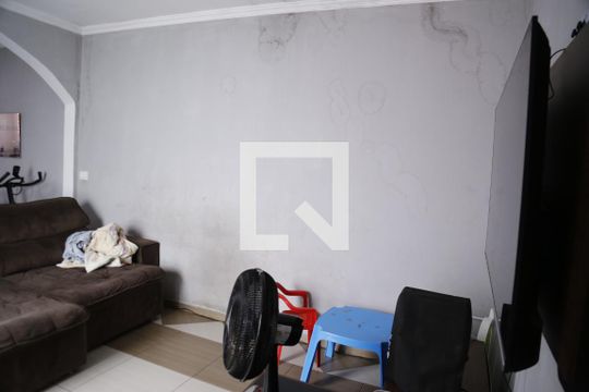 Sala de casa à venda com 4 quartos, 350m² em Jardim Peri, São Paulo