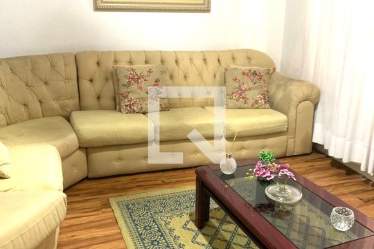 Sala de casa à venda com 3 quartos, 140m² em Jardim Sabará, São Paulo