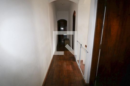 Corredor de casa à venda com 3 quartos, 220m² em Vila Aricanduva, São Paulo