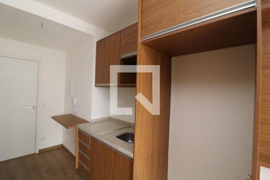 Cozinha de kitnet/studio à venda com 1 quarto, 26m² em Jardim Independência (são Paulo), São Paulo