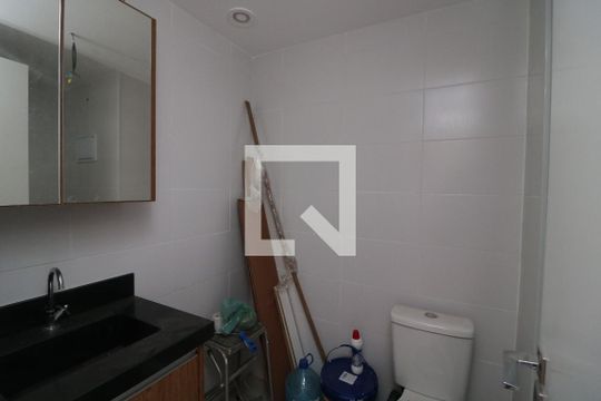 Banheiro de kitnet/studio à venda com 1 quarto, 26m² em Jardim Independência (são Paulo), São Paulo