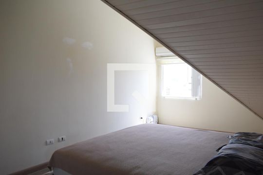 Ático de casa para alugar com 4 quartos, 240m² em Abranches, Curitiba