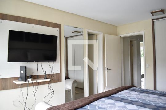 Suíte de casa à venda com 4 quartos, 240m² em Abranches, Curitiba