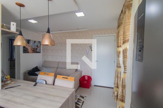 Cozinha de apartamento para alugar com 2 quartos, 80m² em Ouro Fino, São José dos Pinhais