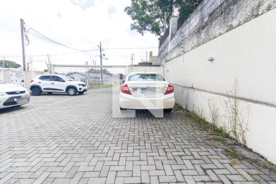 Garagem de apartamento para alugar com 2 quartos, 80m² em Ouro Fino, São José dos Pinhais