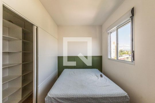 Quarto de apartamento à venda com 1 quarto, 42m² em Morro Santana, Porto Alegre