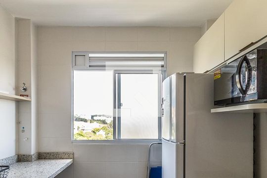 Cozinha de apartamento à venda com 1 quarto, 42m² em Morro Santana, Porto Alegre