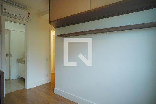 Quarto 2 de apartamento para alugar com 3 quartos, 130m² em Agronômica, Florianópolis