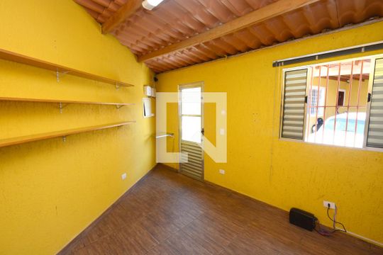 Quarto de Serviço de casa para alugar com 2 quartos, 85m² em Americanópolis, São Paulo