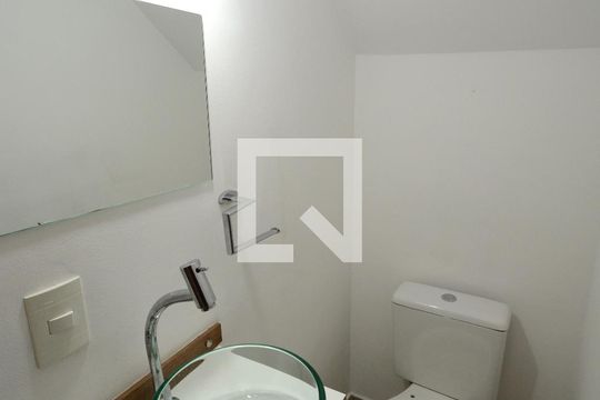 Lavabo de casa para alugar com 2 quartos, 85m² em Americanópolis, São Paulo