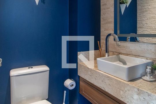 Lavabo de casa de condomínio à venda com 3 quartos, 188m² em Glória, Porto Alegre